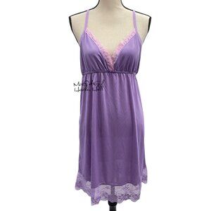 Mayfair Lavender Lace-Trimmed Chemise Nightgown Size Medium